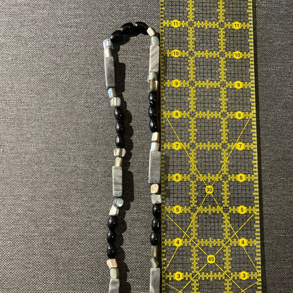 Bead necklace - Picture 7 of 7
